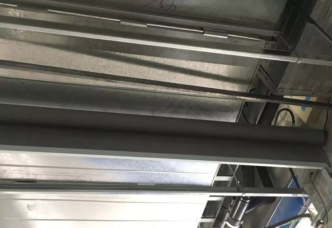 电动挡烟垂壁应用方法，现场安装效果